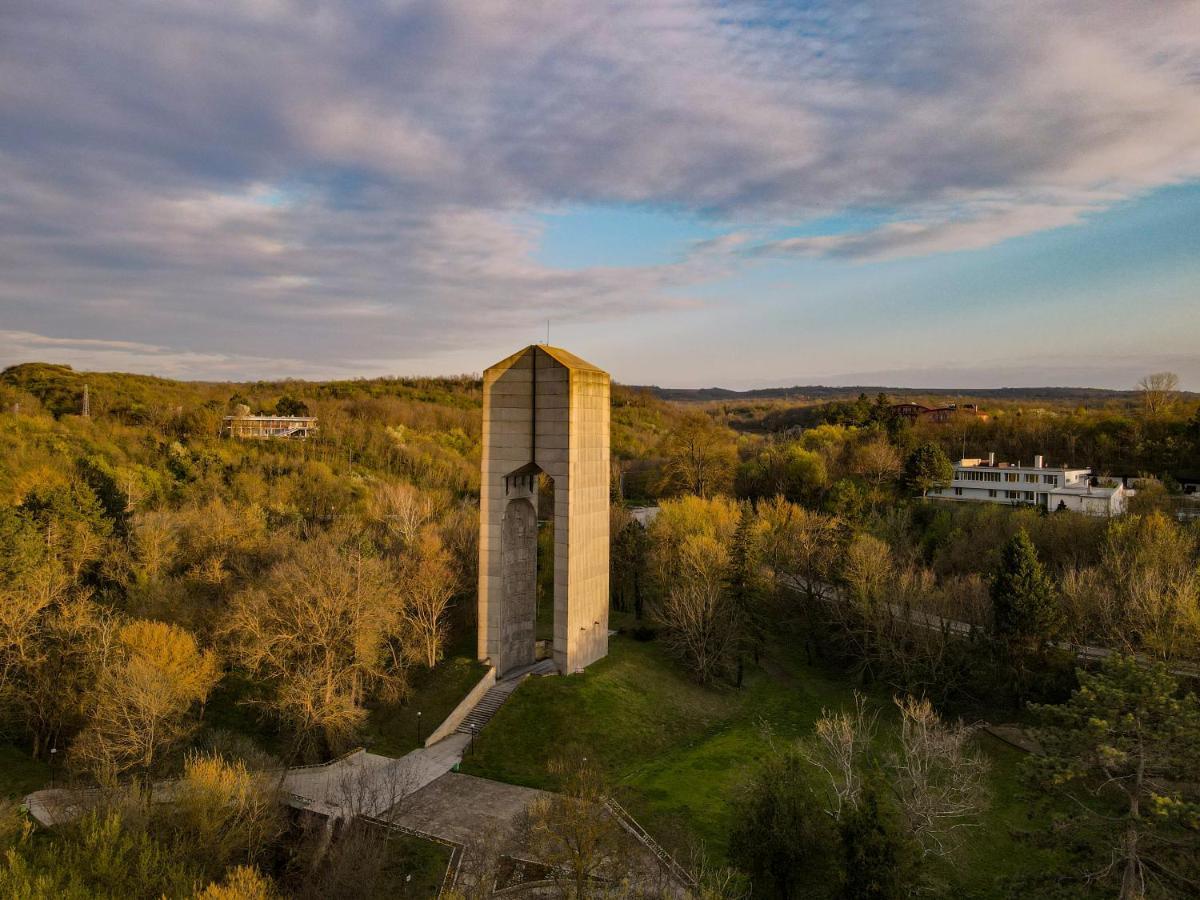 Пансион - Димитър Хадживасилев สวิชทอฟ ภายนอก รูปภาพ